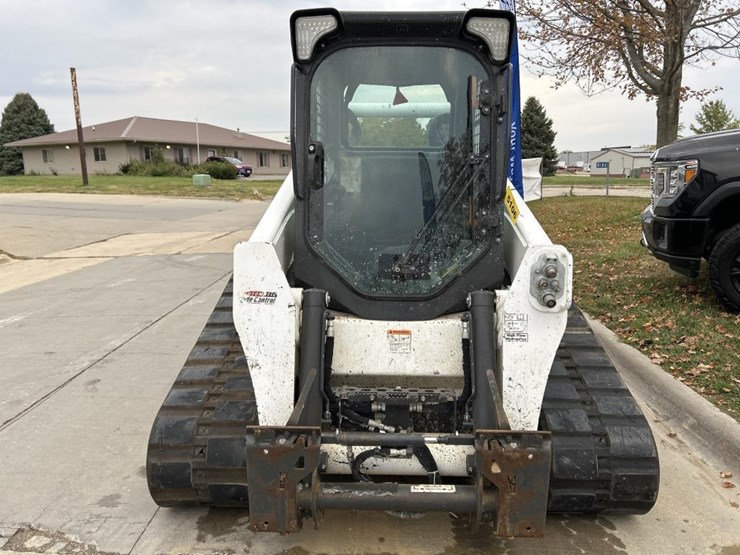 2022-bobcat-t870-image-8