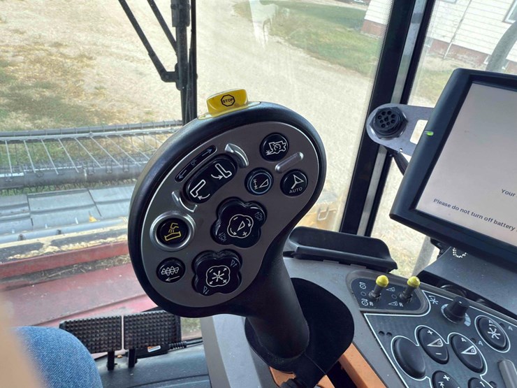 2013-case-8230-afx-combine-image-20