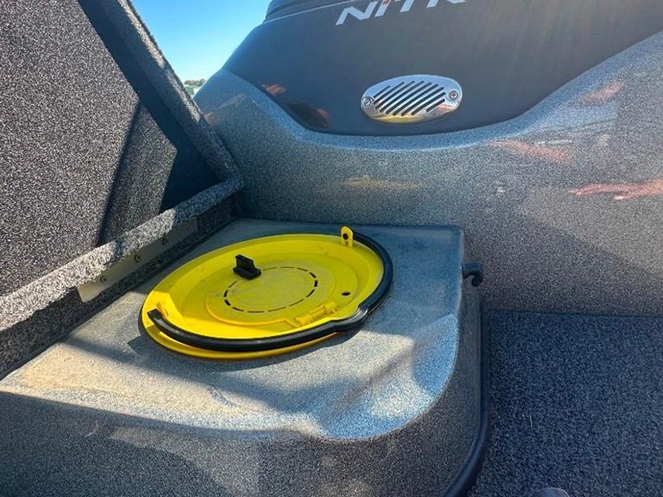 nitro-zv21-boat-image-26