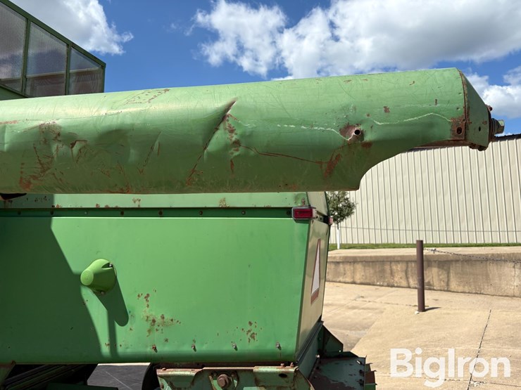 1976-john-deere-4400-image-11