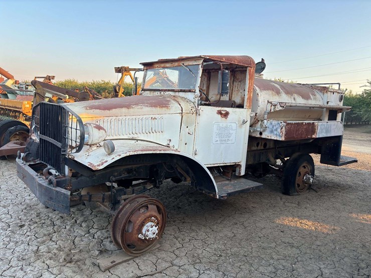 tender-truck-image-2