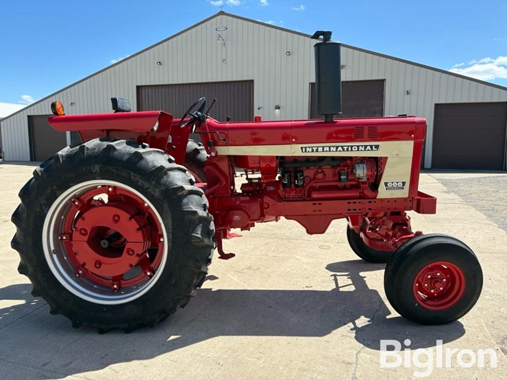1975-international-666-image-4