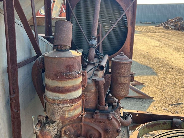 john-deere-pull-type-combine-image-8