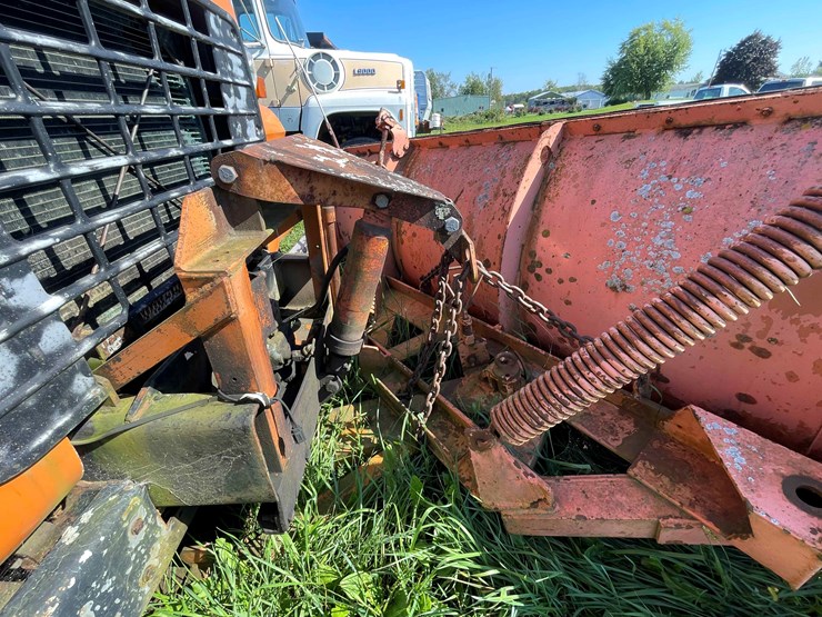 1984-ford-8000-image-44