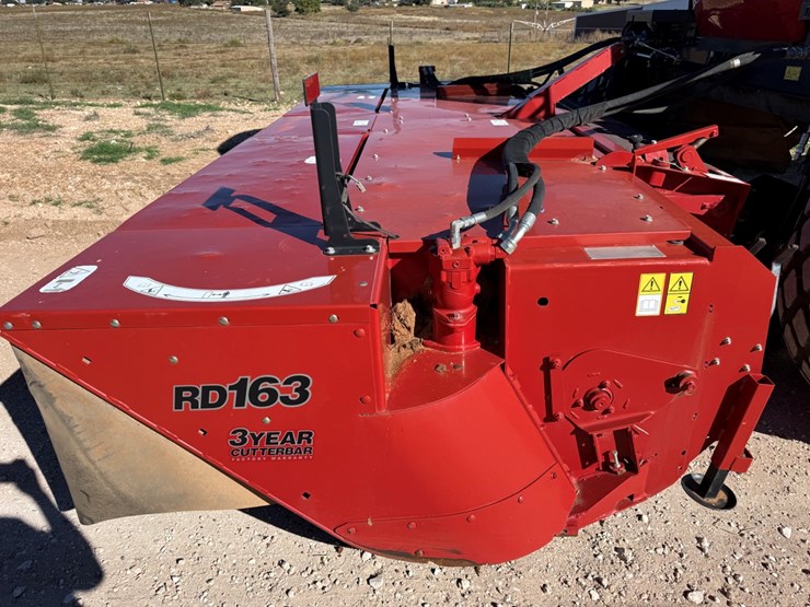 2020-case-ih-wd2104-image-24