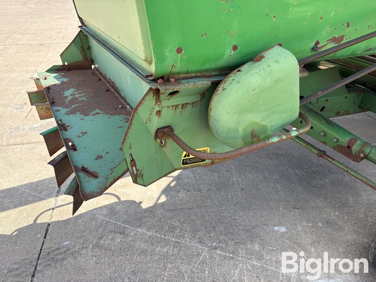 1976-john-deere-4400-image-18