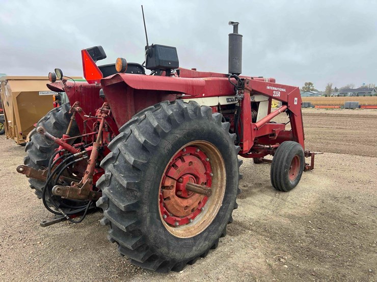 international-100-hydro-image-5