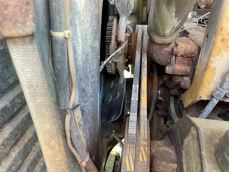 1984-ford-8000-image-81