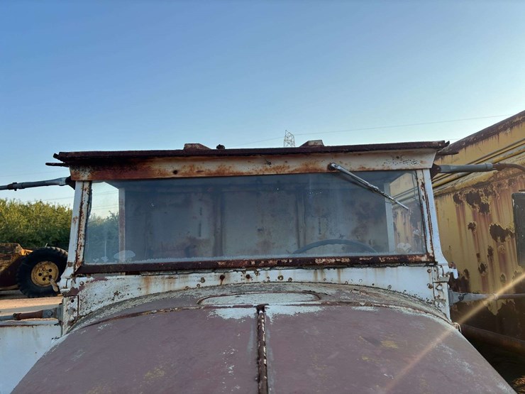 tender-truck-image-24