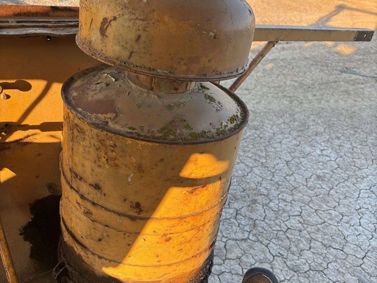 euclid-tractor-tanker-image-23