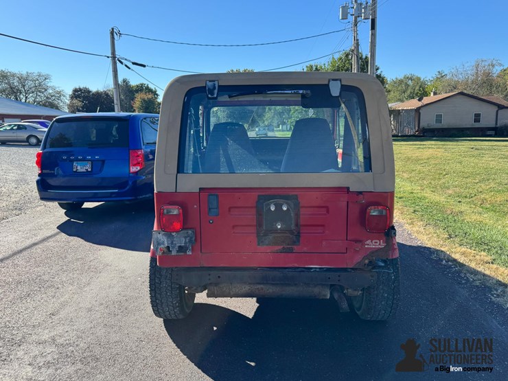1993-jeep-wrangler-image-6