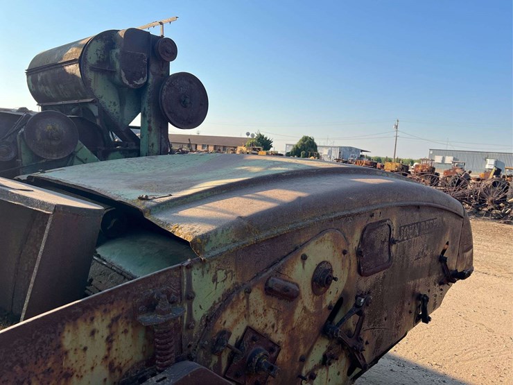 john-deere-12a-combine-image-11