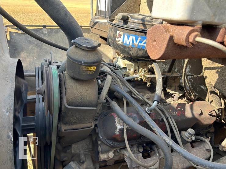 1982-international-s1700-image-27