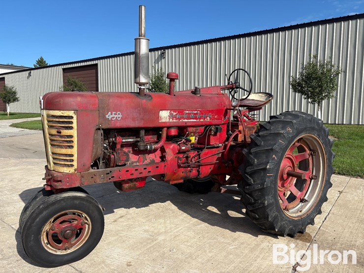 1957-case-ih-450-image-1