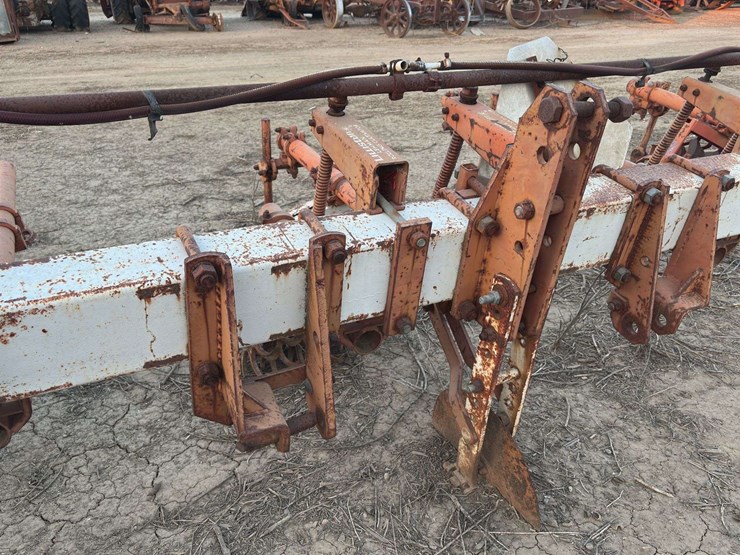 4-row-cultivator-image-21