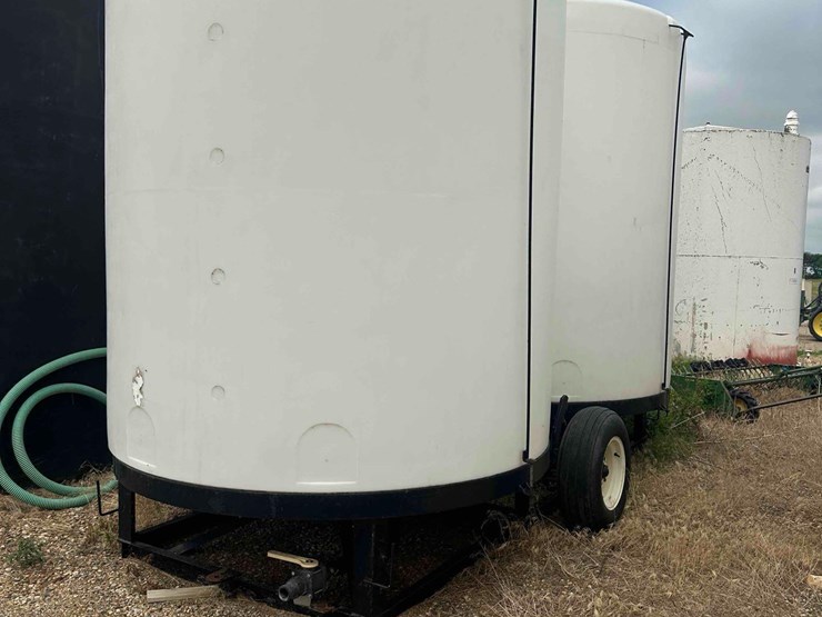 poly-tanks-on-transport-image-1