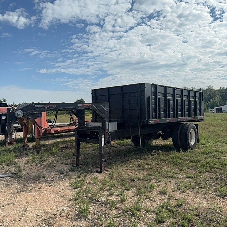 Gooseneck Dump Trailer