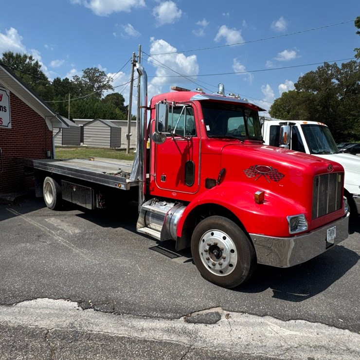 2003 peterbilt roll back 21ft aluminum bed