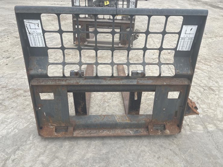 #5057-•-approx-48"-bobcat-skid-steer-forks-image-4