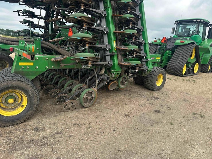 john-deere-1890-image-10