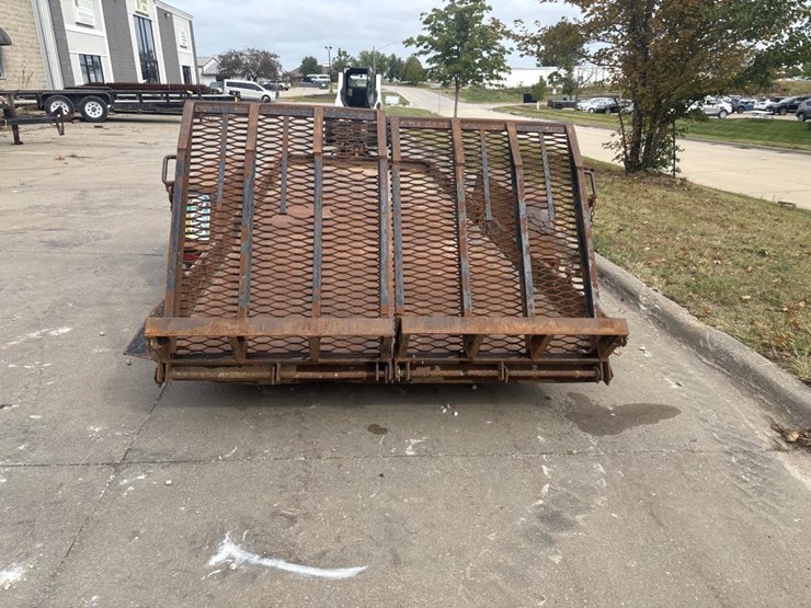 #5077-•-1991-palm-manufacturing-20'-utility-trailer-image-3