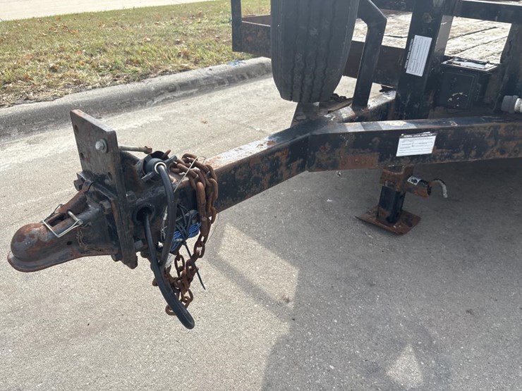 #5075-•-2004-b-&-bt-18'-utility-trailer-image-19