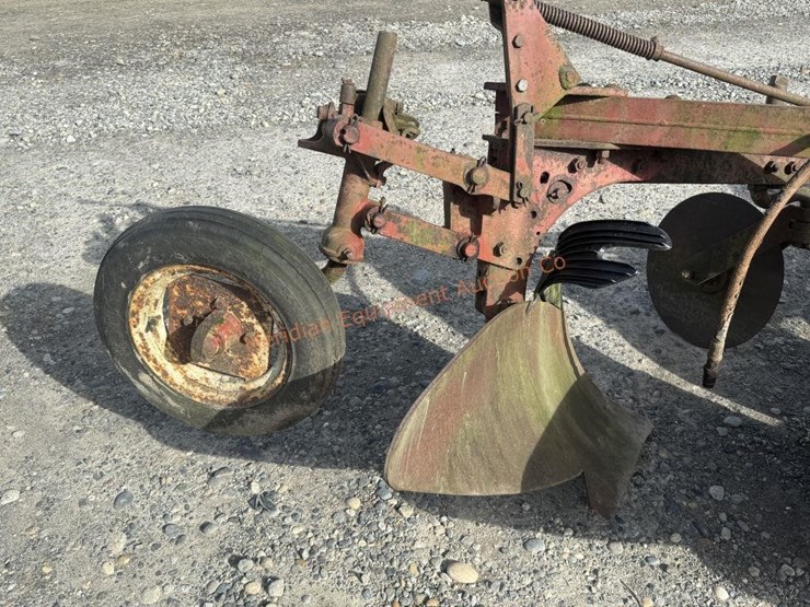 international-60-image-12