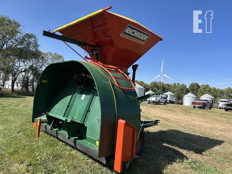 2015-richiger-r1050-image-3