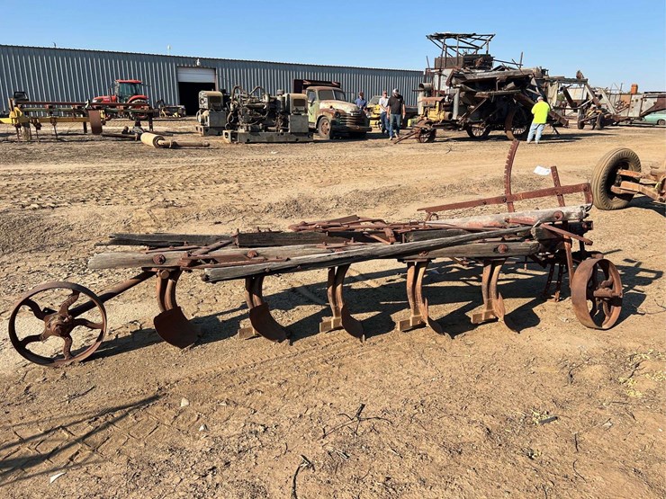 stockton-5-bottom-wood-beam-plow-image-9