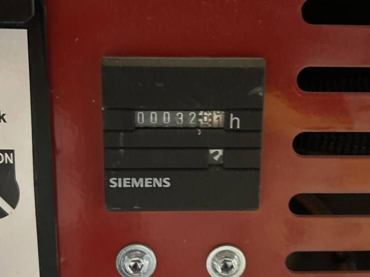 #5090-•-husqvarna-t8600-hepa-vacuum-w/-c5500-separator-image-24