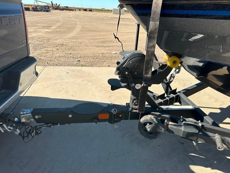 nitro-zv21-boat-image-44