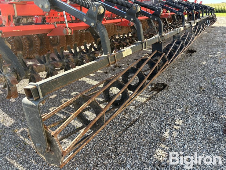 2012-kuhn-krause-excelerator-8000-image-10