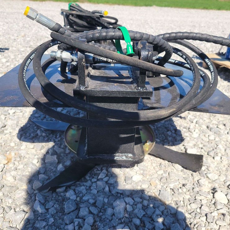 Mini excavator hedge cutter