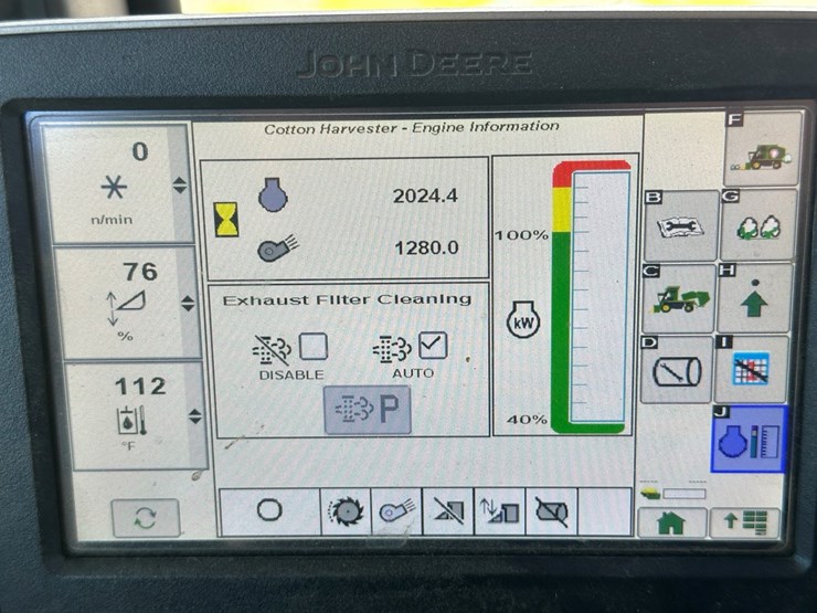 2017-john-deere-cs690-image-31