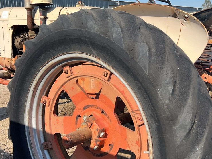 case-401-diesel-image-16