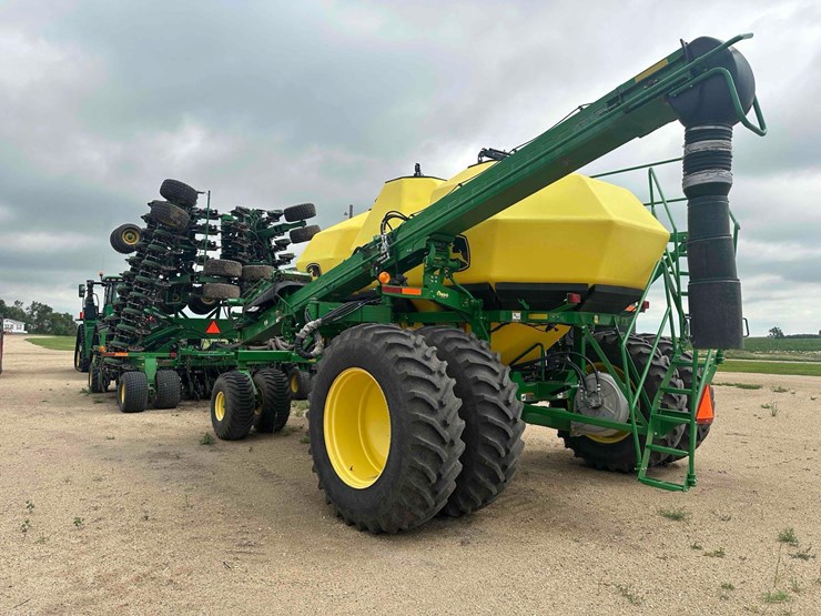 john-deere-1890-image-4