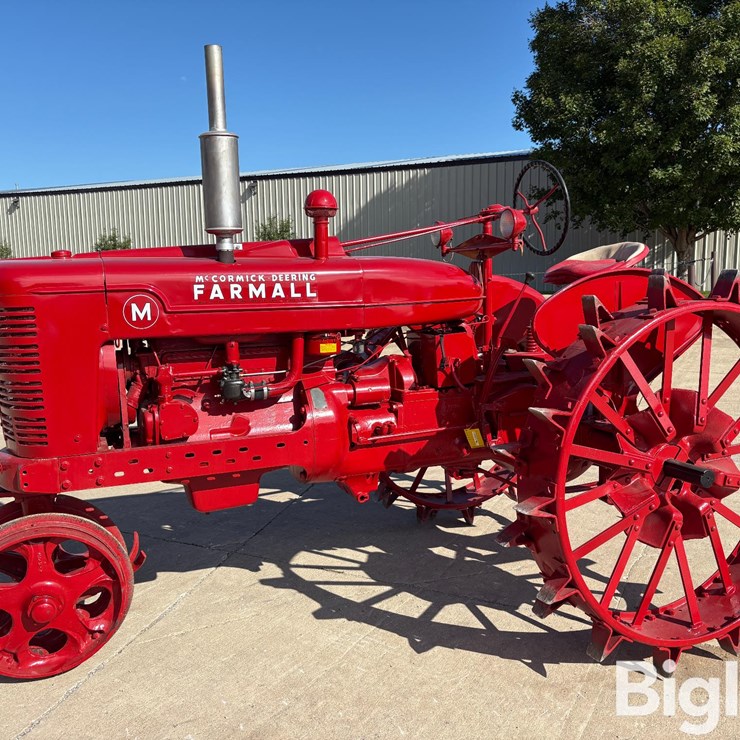 1939 INTERNATIONAL M