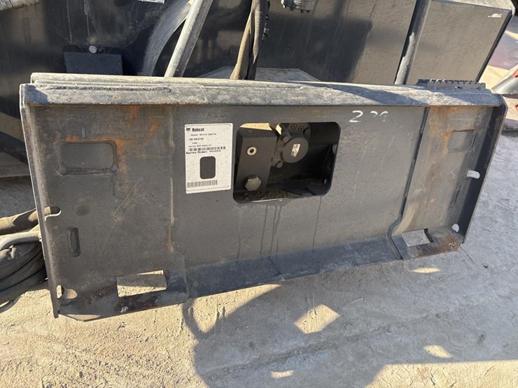 #5085-•-2021-bobcat-sbx240-84"-skid-steer-snow-blower-image-10