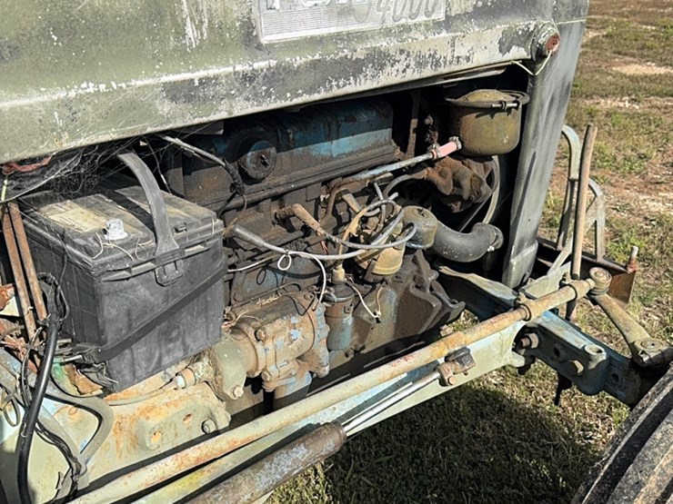 ford-4000-image-6