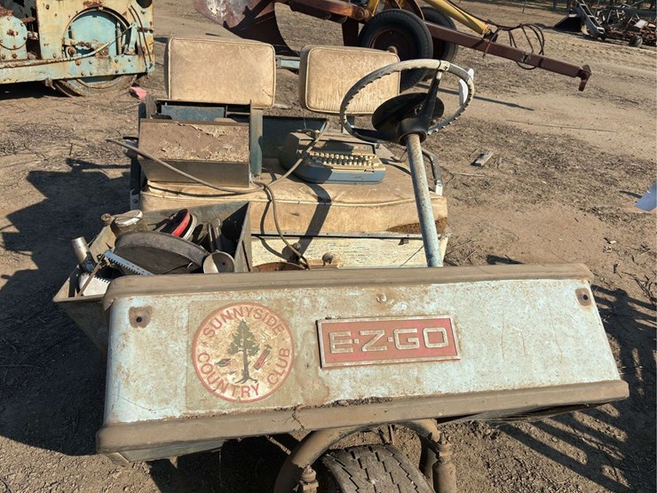 ez-go-golf-cart-image-13