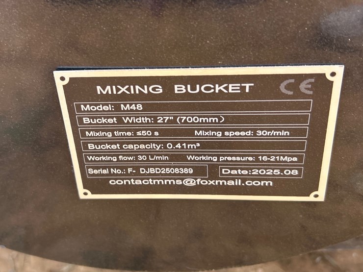 #473-•-quick-attach-mixing-bucket-image-4