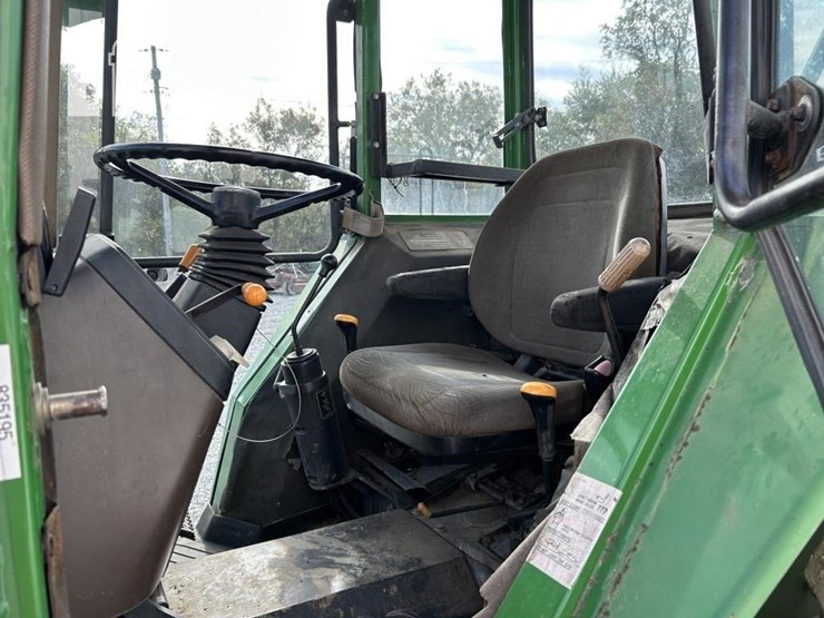john-deere-5510-image-11