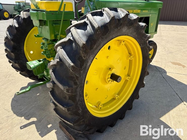 1955-john-deere-70-image-17