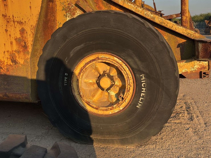 euclid-tractor-tanker-image-14