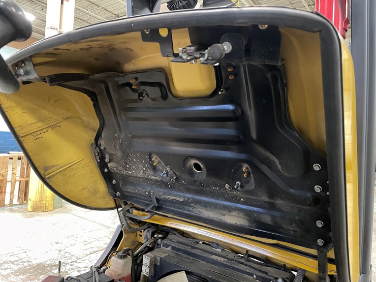 2011-yale-glc050-image-44