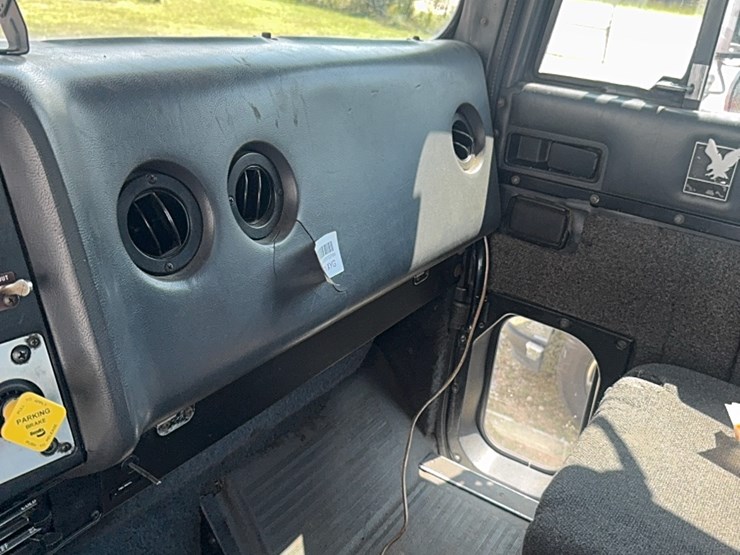 international-eagle-with-cummins-image-20