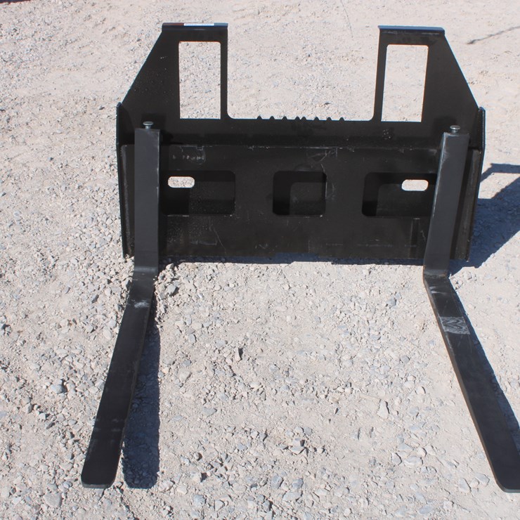 #4042 • 48 Inch Skid Steer Quick Attach Frame With 42 Inch Pallet Forks