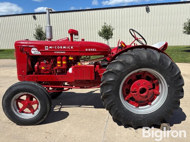 1954-ih-super-wd6-ta-2wd-tractor-image-8