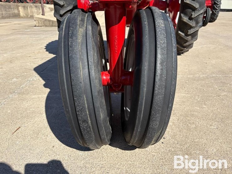 1951-international-h-image-17