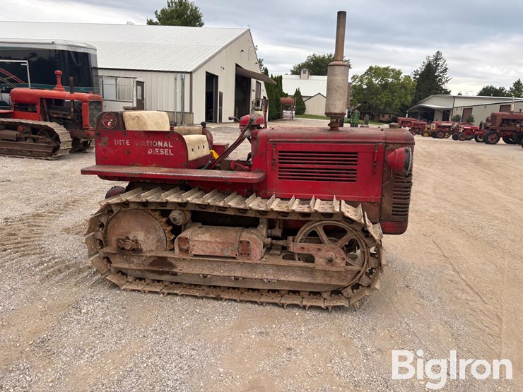 1947-international-td6-image-4